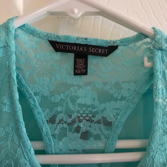 Two shirts - Picture 3 of 4